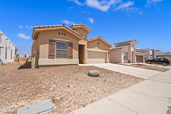 Building Photo - 12911 Aberdare Dr