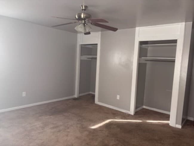 Building Photo - 3078 Oak Forest Dr