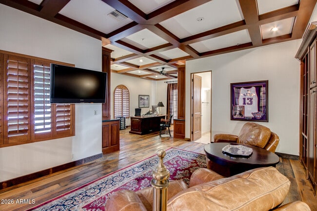 Building Photo - 6526 E Exeter Blvd