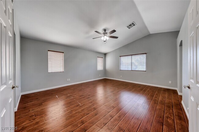Building Photo - 1002 Prestige Meadows Pl
