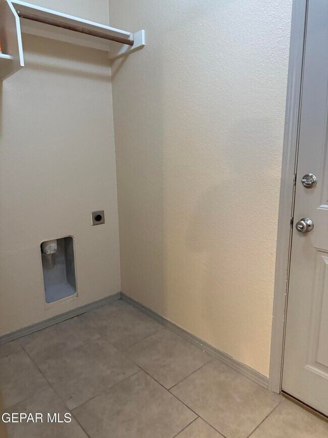 Building Photo - 14422 Coyote Trail