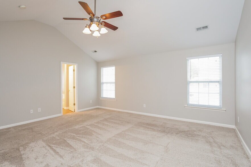 Building Photo - 1613 Brown Owl Dr