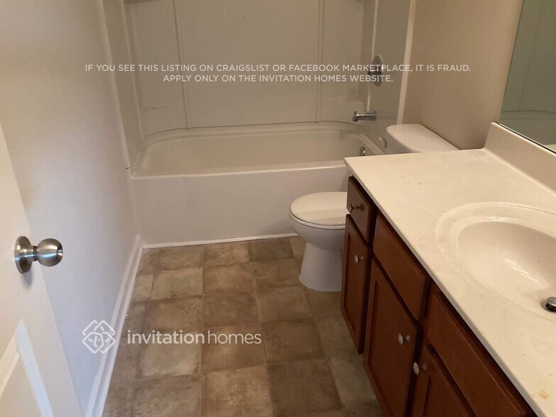 Building Photo - 1462 Ewing Farm Dr