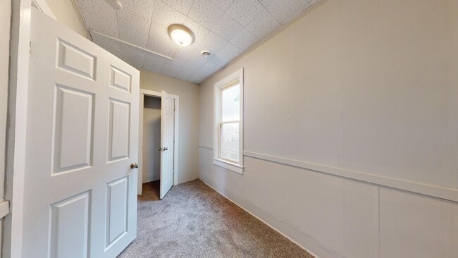 Building Photo - 2230 Kinkel Ave