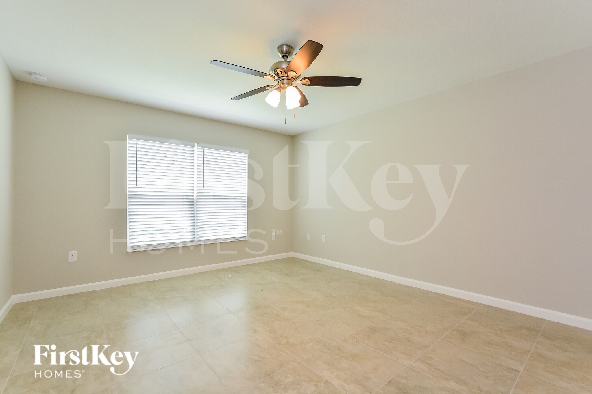 Building Photo - 481 Earhart Dr