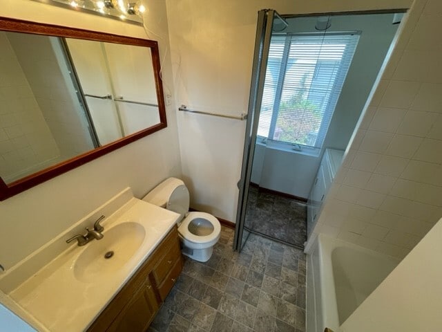 Building Photo - 661 W Lakeshore Dr