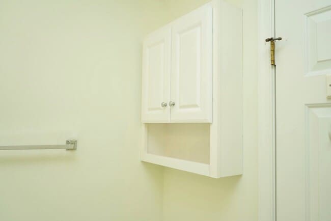 Building Photo - 1119 Somerchase Ct