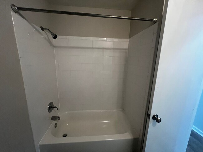 Building Photo - 3804 Windcry Dr