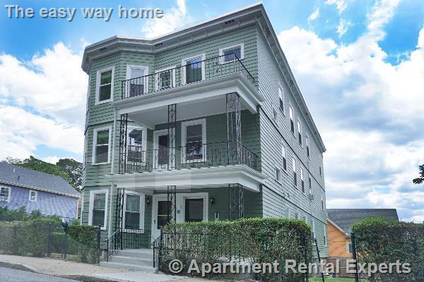 Building Photo - 56-58 Oxford St Unit #3