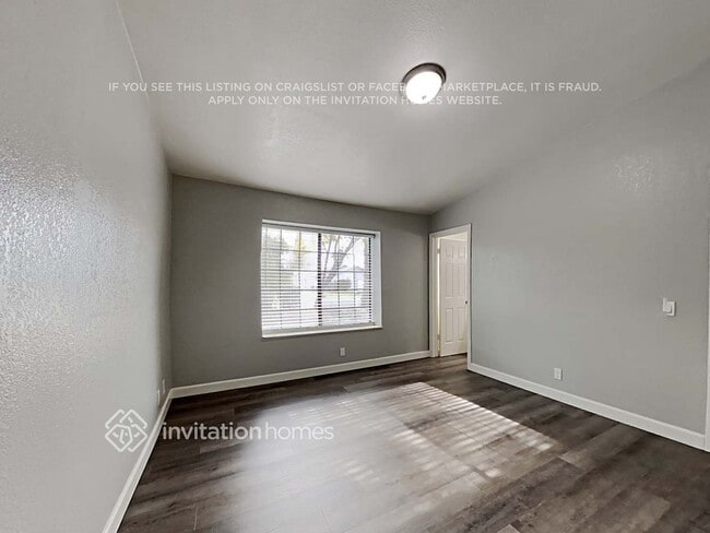 Building Photo - 411 Union Ct