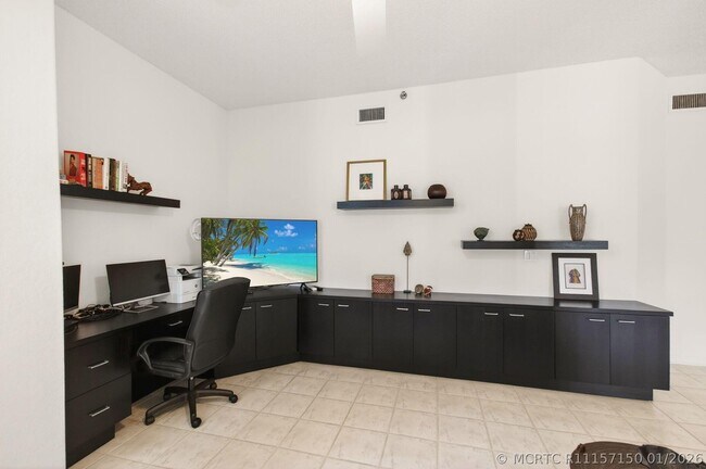 Building Photo - 2512 Coco Plum Blvd