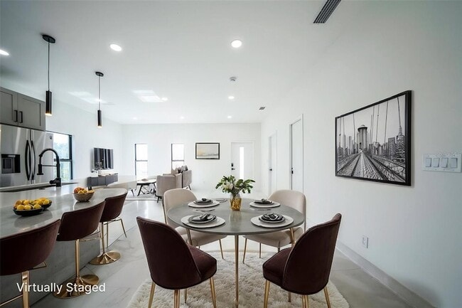 Building Photo - 3920 Wisteria Pl