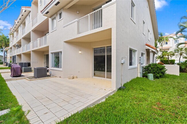 Building Photo - 21396 Marina Cove Cir