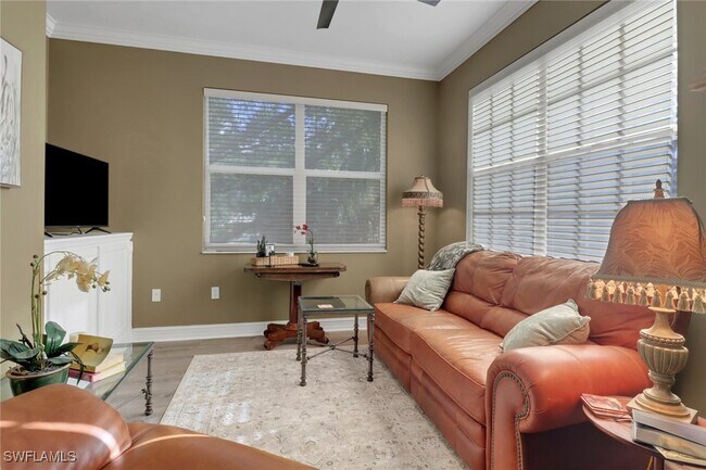 Building Photo - 1664 Tarpon Bay Dr S