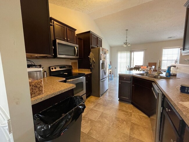 Building Photo - 113 Cypress Manor Ct