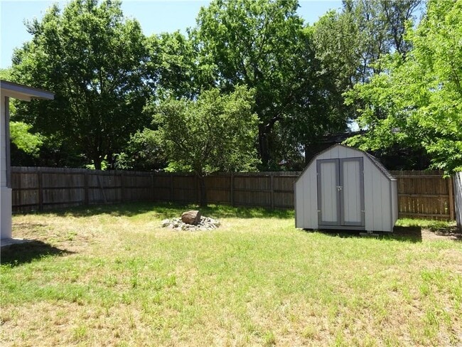 Building Photo - 21403 Choctaw Cove