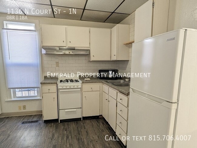 Building Photo - 1136 N Court St