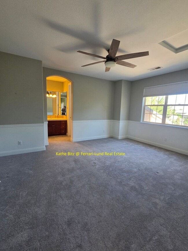 Building Photo - 5005 Landy Bank Ct