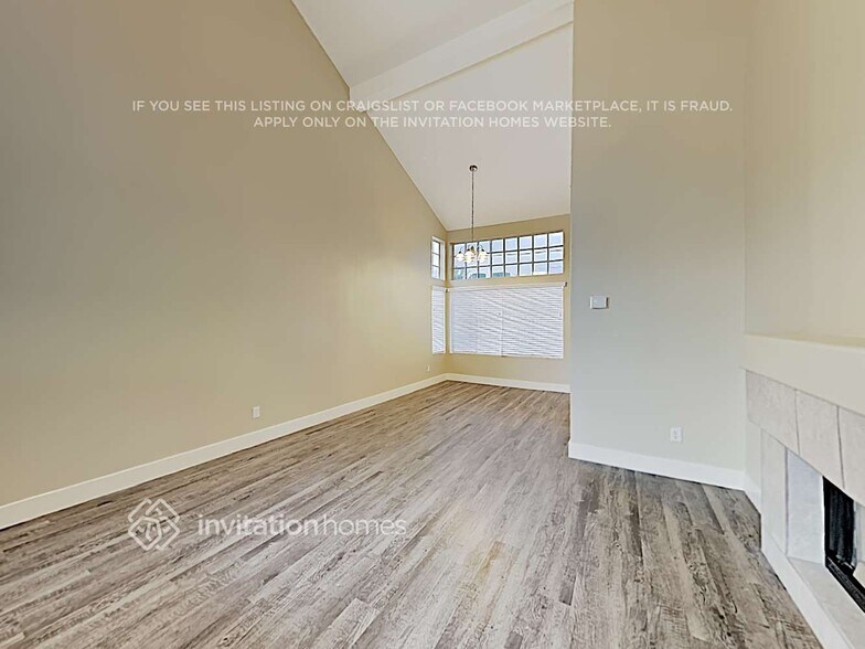 Building Photo - 303 Tuscany Ct