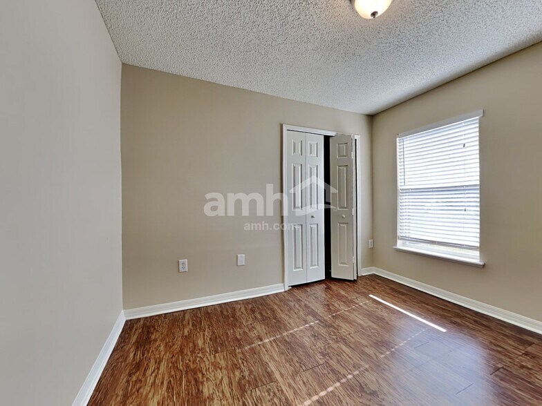Building Photo - 2993 Stonegate Ln