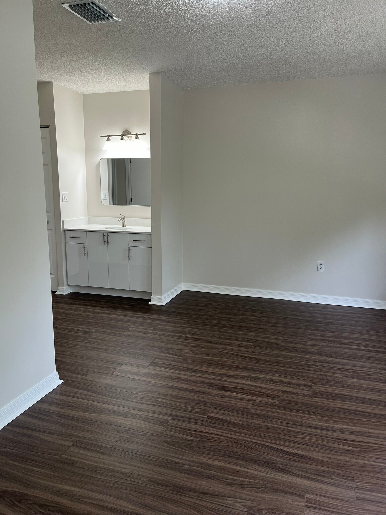 Building Photo - 11487 SW 109th Rd