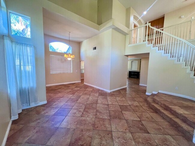 Building Photo - Wonderful 4 bedroom Temecula home for LEASE!