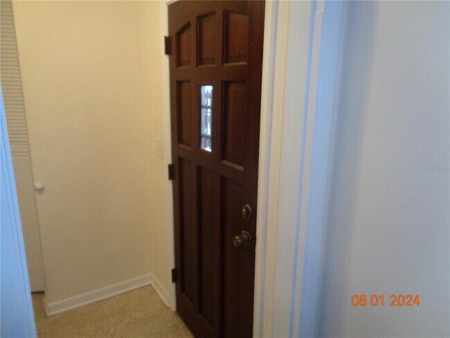 Building Photo - 508 Camelia Ln