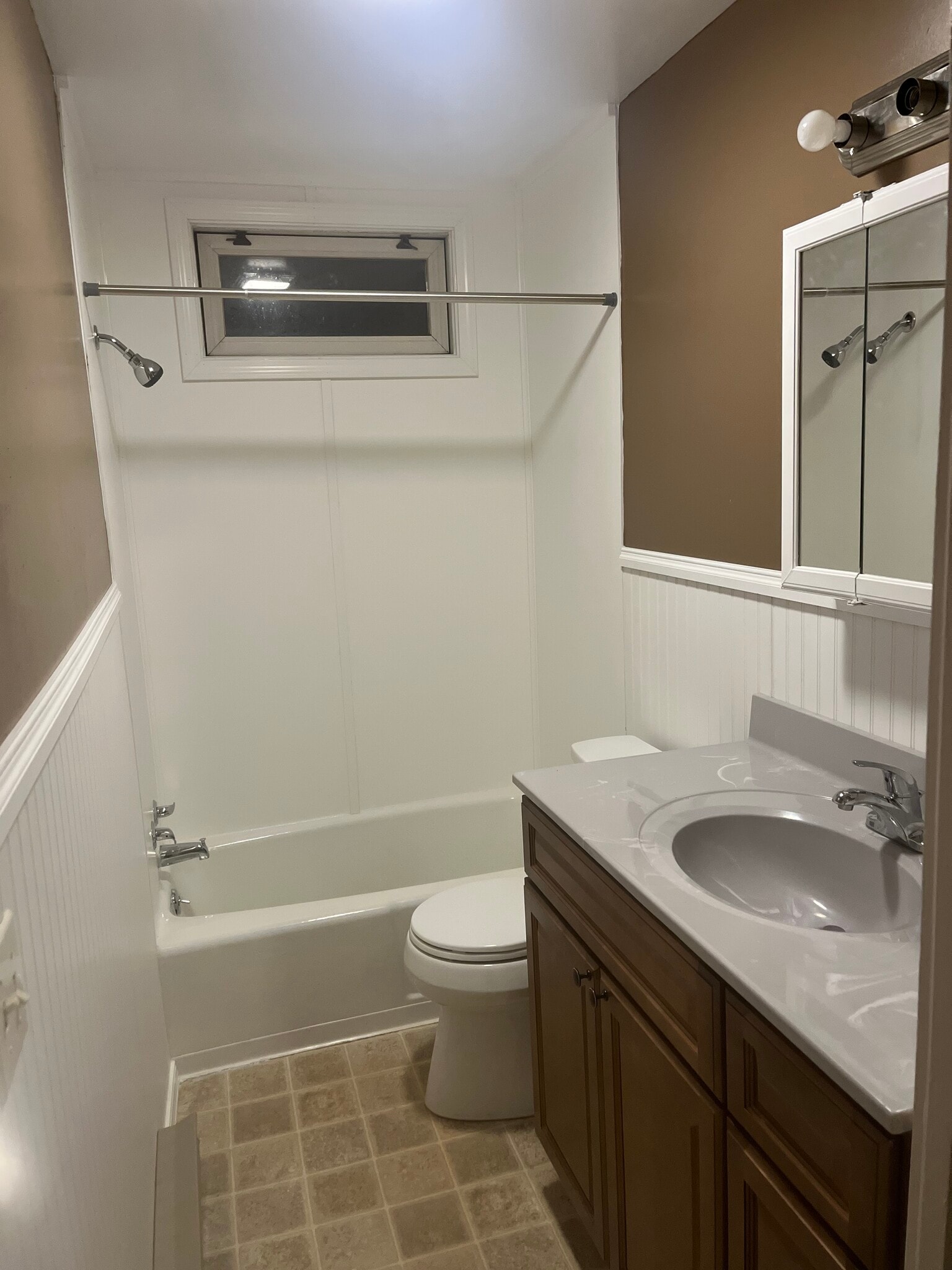 second floor bath - 35 S Rosanna St