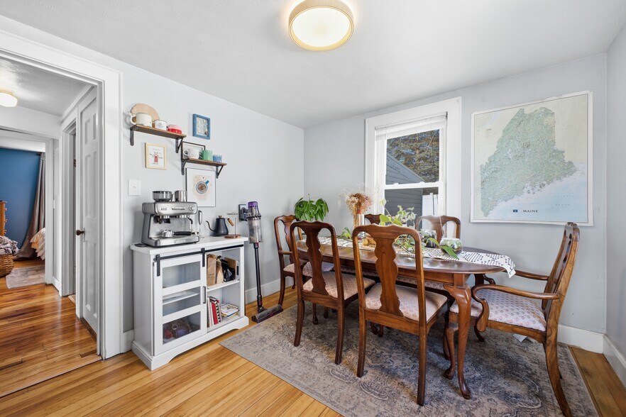 Building Photo - 2 Ridgeland Ave