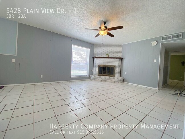 Building Photo - Northeast El Paso 3 Bed Refrig A/C