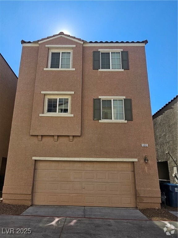 Building Photo - 9013 Progressive Ct