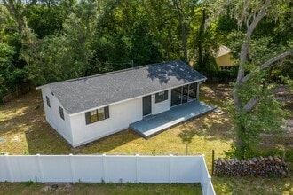 Building Photo - 4103 Holly Hill