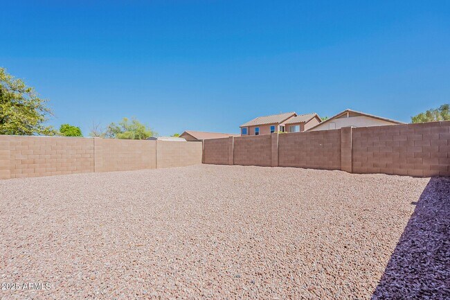 Building Photo - 1279 W Jersey Way
