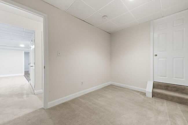 Building Photo - 17545 Hardy Rd