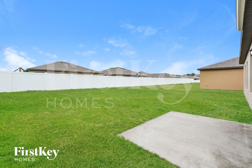 Building Photo - 4693 Osprey Way