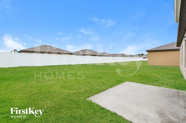 Building Photo - 4693 Osprey Way