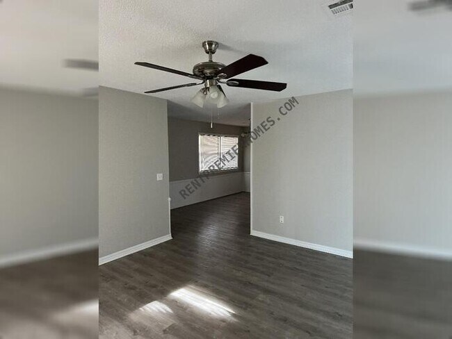 Building Photo - 9412 Northland Rd