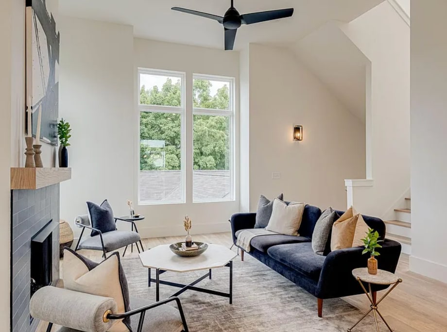 3rd Floor Living Room - 613 Southgate Ave