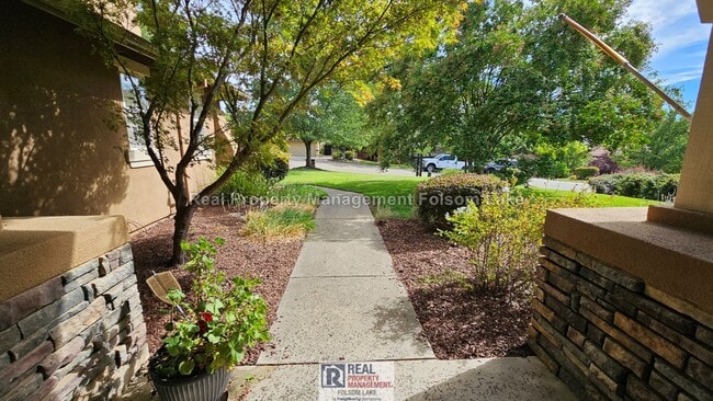 Building Photo - 2665 Aberdeen Ln