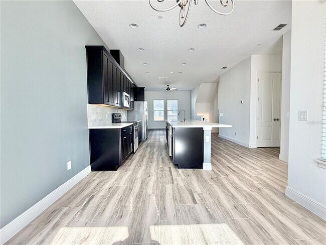 Building Photo - 8200 Elion St