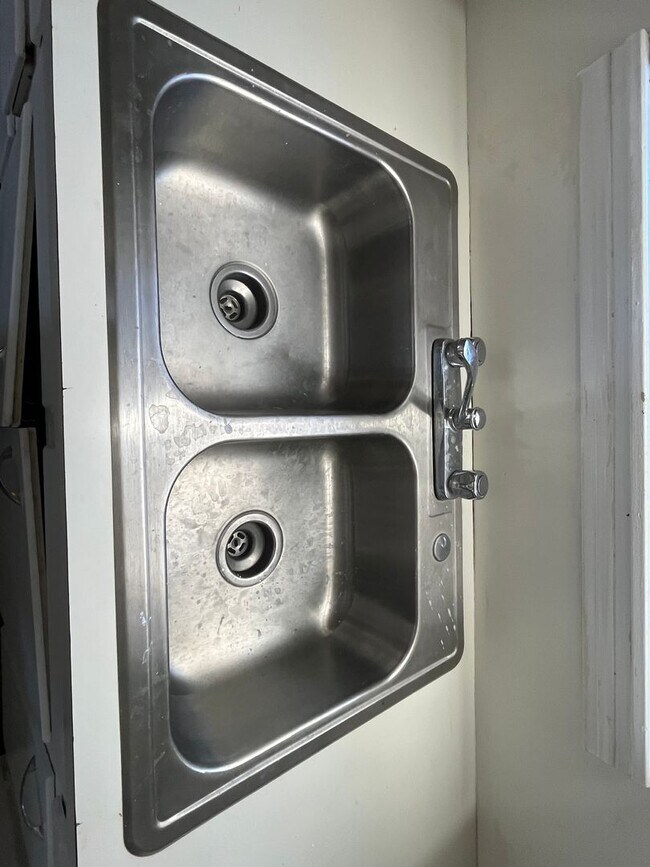 Building Photo - 1612 58th St