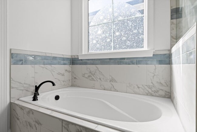 Building Photo - 7183 Tailgate Lp