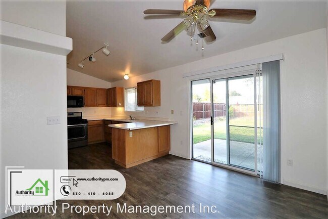Building Photo - 3 br, 2 bath House - 2928 Salmonberry Drive