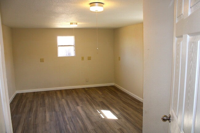 Building Photo - 6503 Avenue T