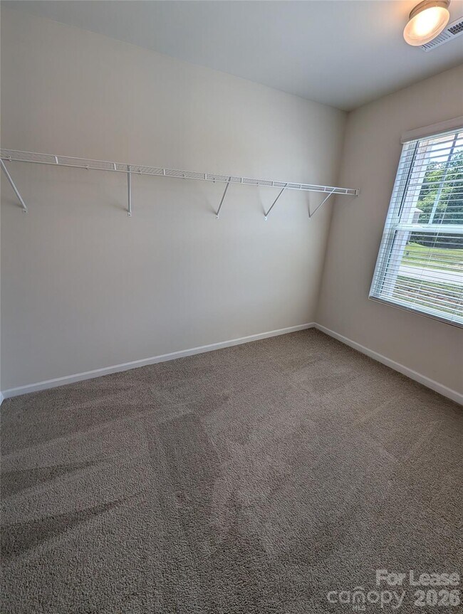 Building Photo - 152 Pumice Dr