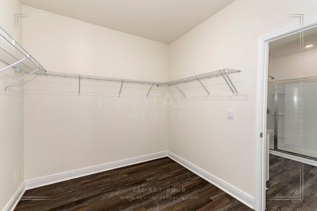 Building Photo - FREE RENT FOR MAY-  4 Bed 2 Bath Daphne Home in Jubilee Farms