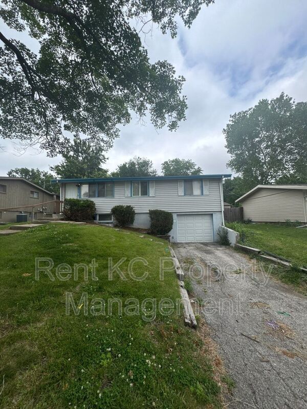 Building Photo - 6904 NW 78th St