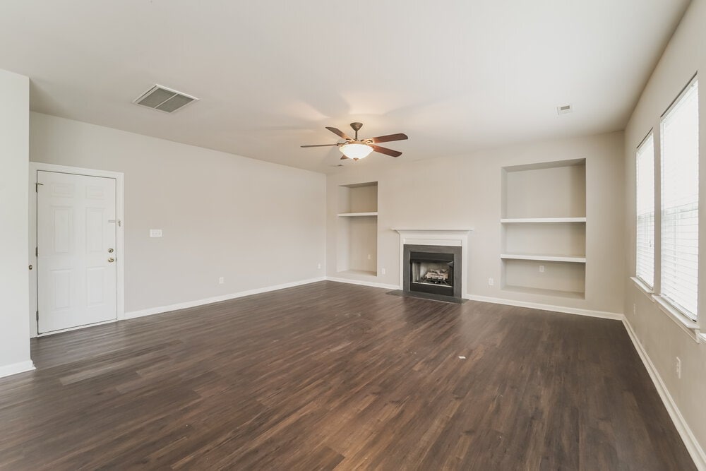 Building Photo - 15126 Callow Forest Dr