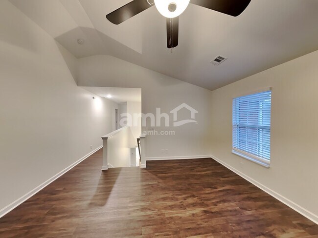 Building Photo - 154 Trail Ridge Dr