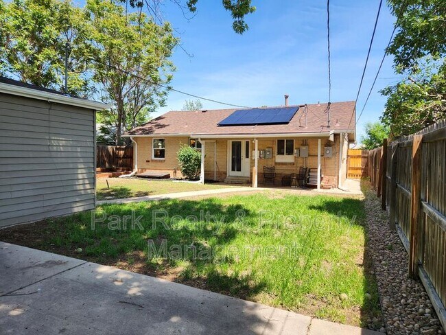 Building Photo - 5520 E Thrill Pl